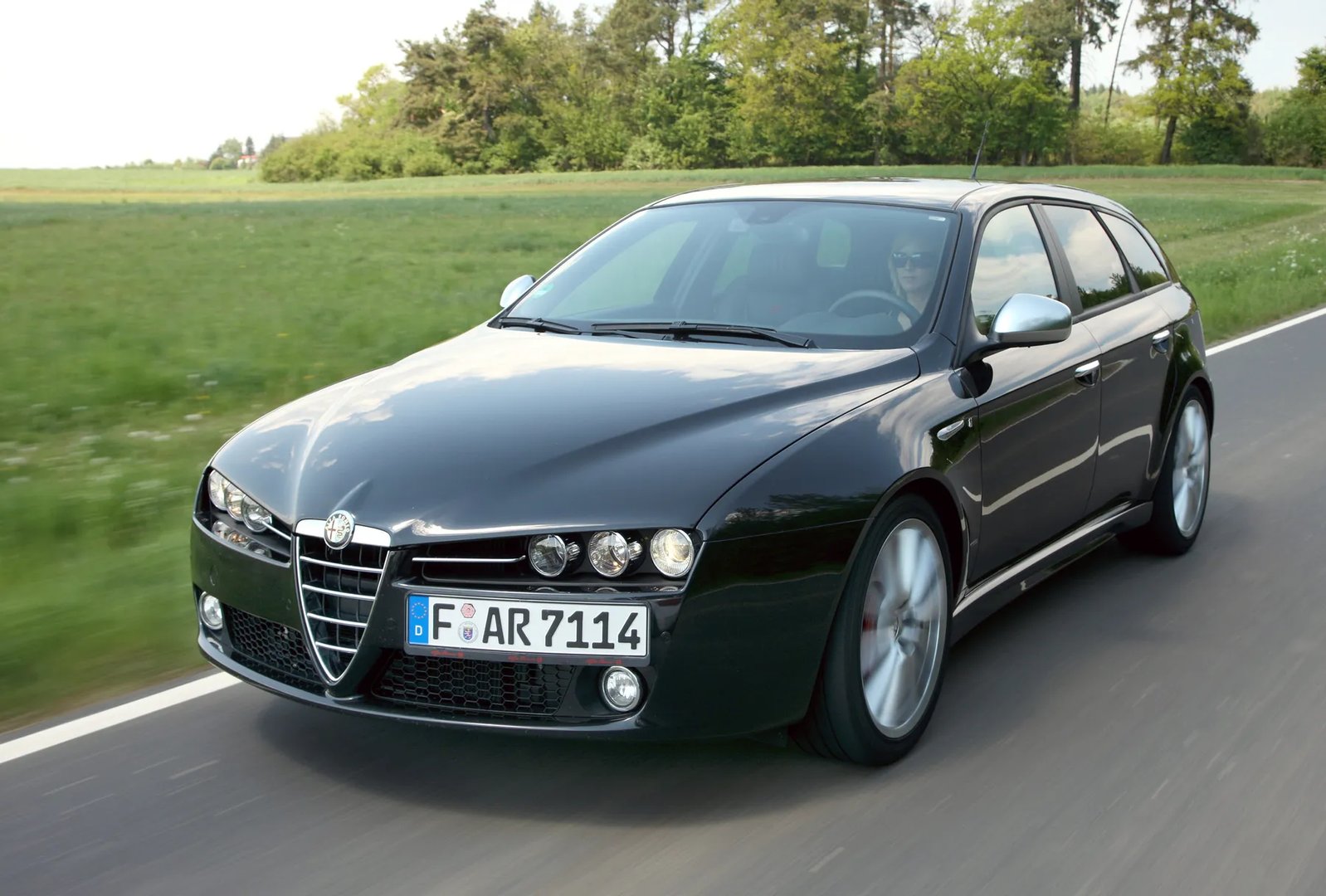 Alfa Romeo 159 1 generation  Estate 5-door