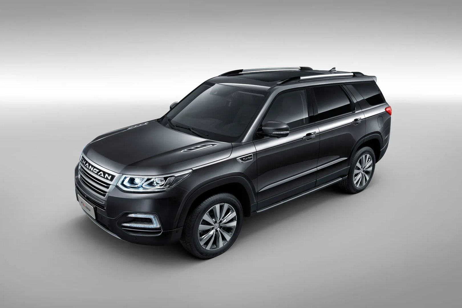 Changan_CS95_1_generation__SUV_5-doors__2.jpg