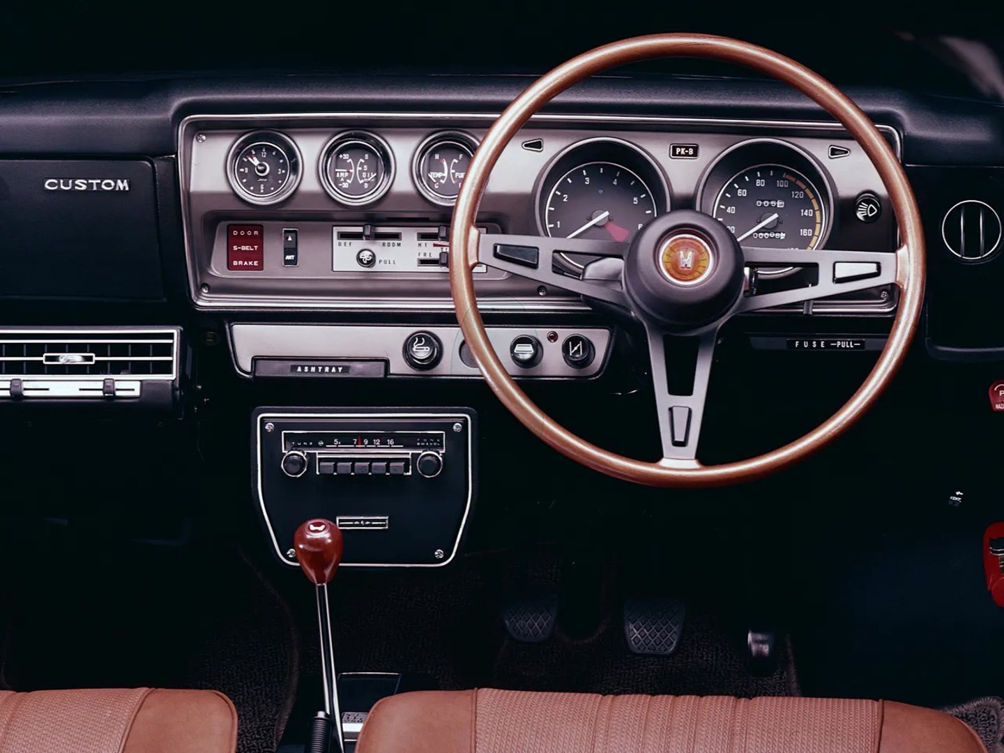 Honda_145_1_generation__Sedan__3.jpg