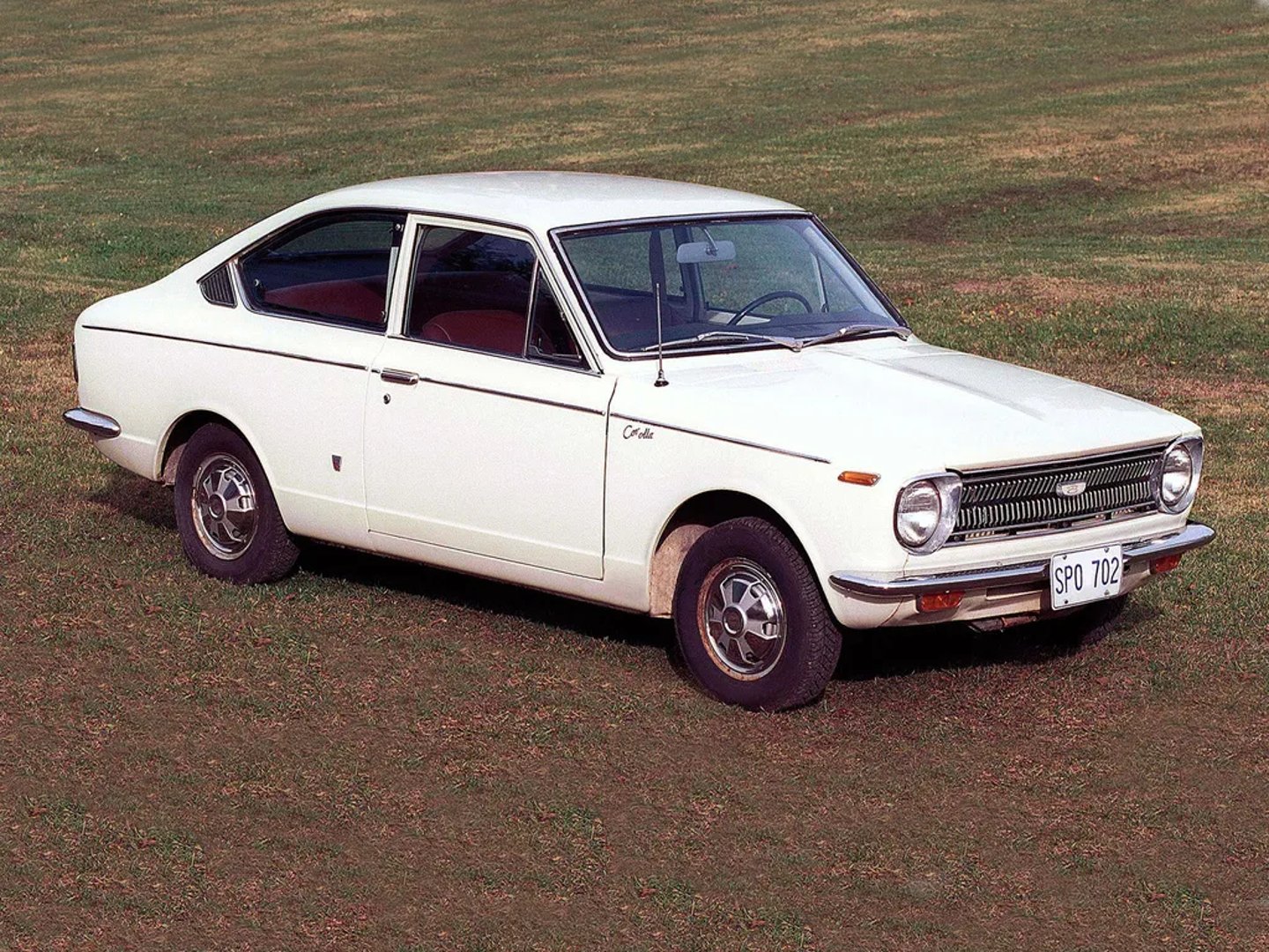 Toyota_Corolla_1_generation__Coupe__5.jpg