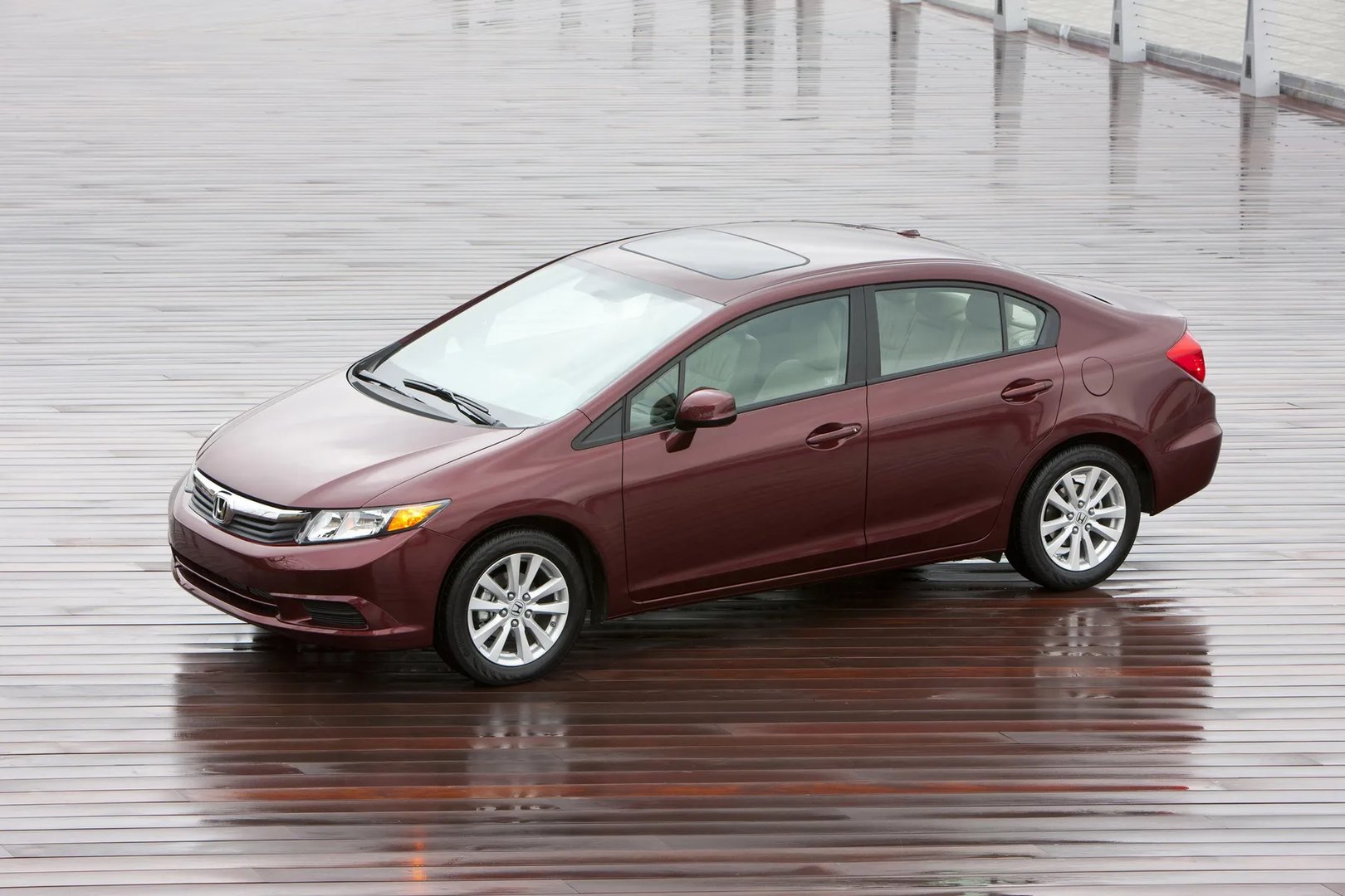 Honda_Civic_(USA)_9_generation__Sedan__3.jpg