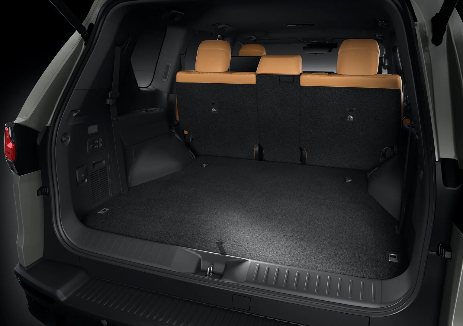 Lexus_LX_4_generation__SUV_5-doors__13.jpg