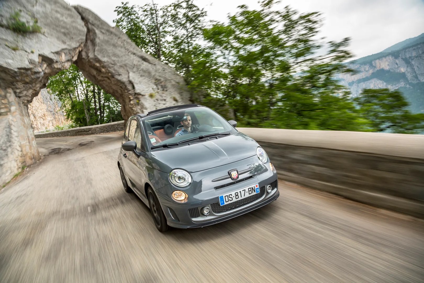 abarth_595_1_generation__Cabrio__7.jpg