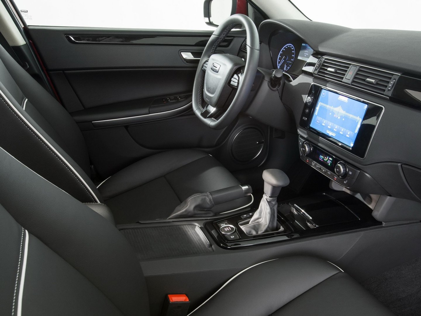 qoros_3_1_generation__Hatchback_5-door__25.jpg
