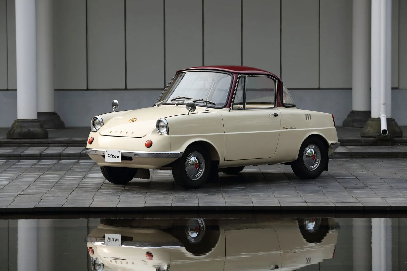 Mazda_R360_1_generation__Coupe__7.jpg