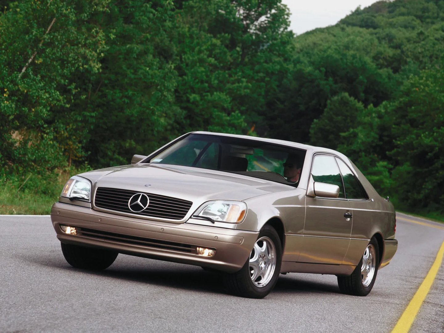 Mercedes_CL-Class_1_generation__Coupe__1.jpg