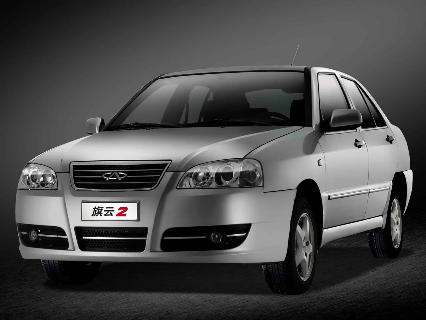 1 generation, restyling 