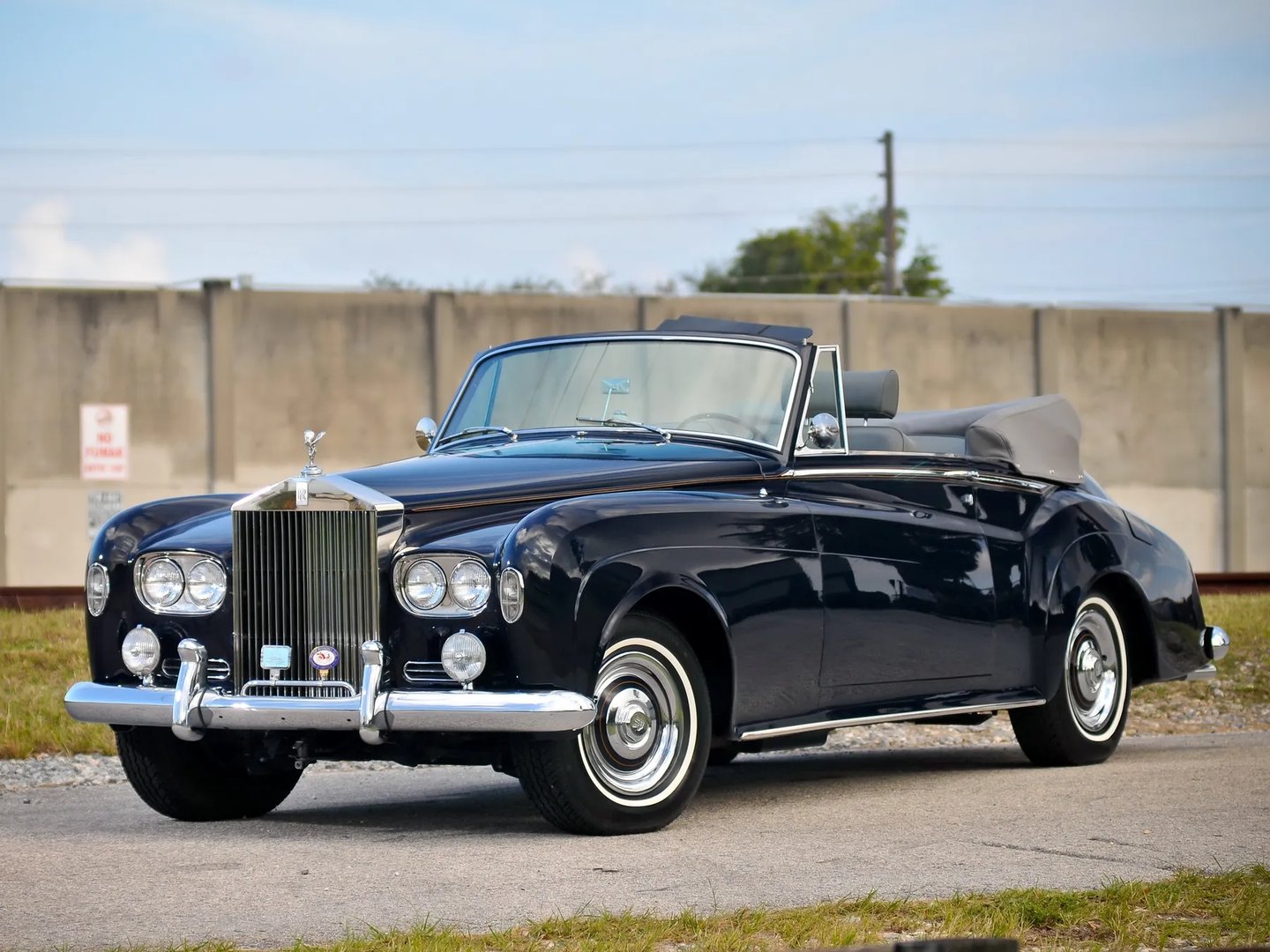 Rolls-Royce_Silver_Cloud_3_generation__Cabrio__6.jpg