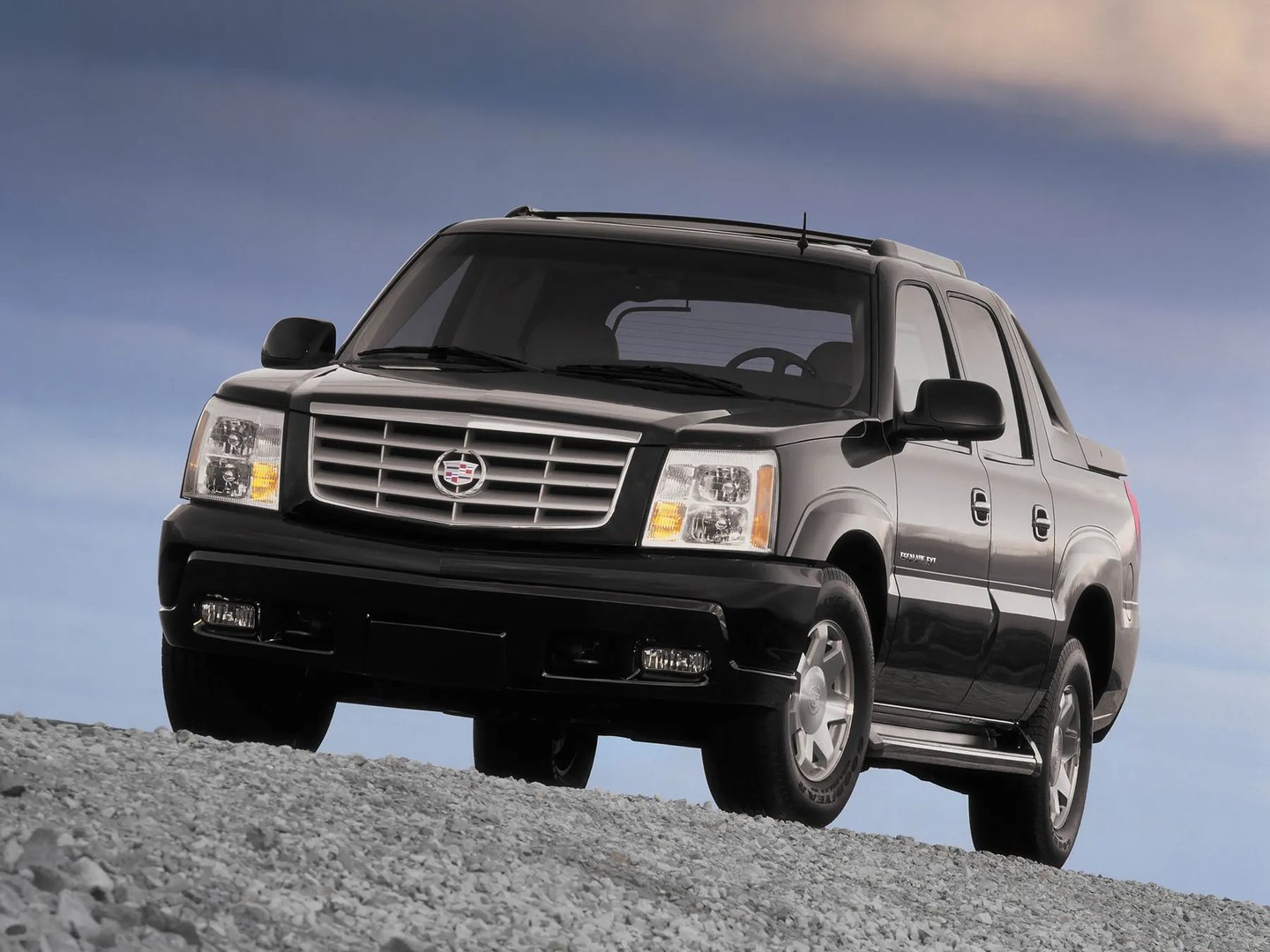 Cadillac_Escalade_2_generation__Pickup_double-cab__5.jpg