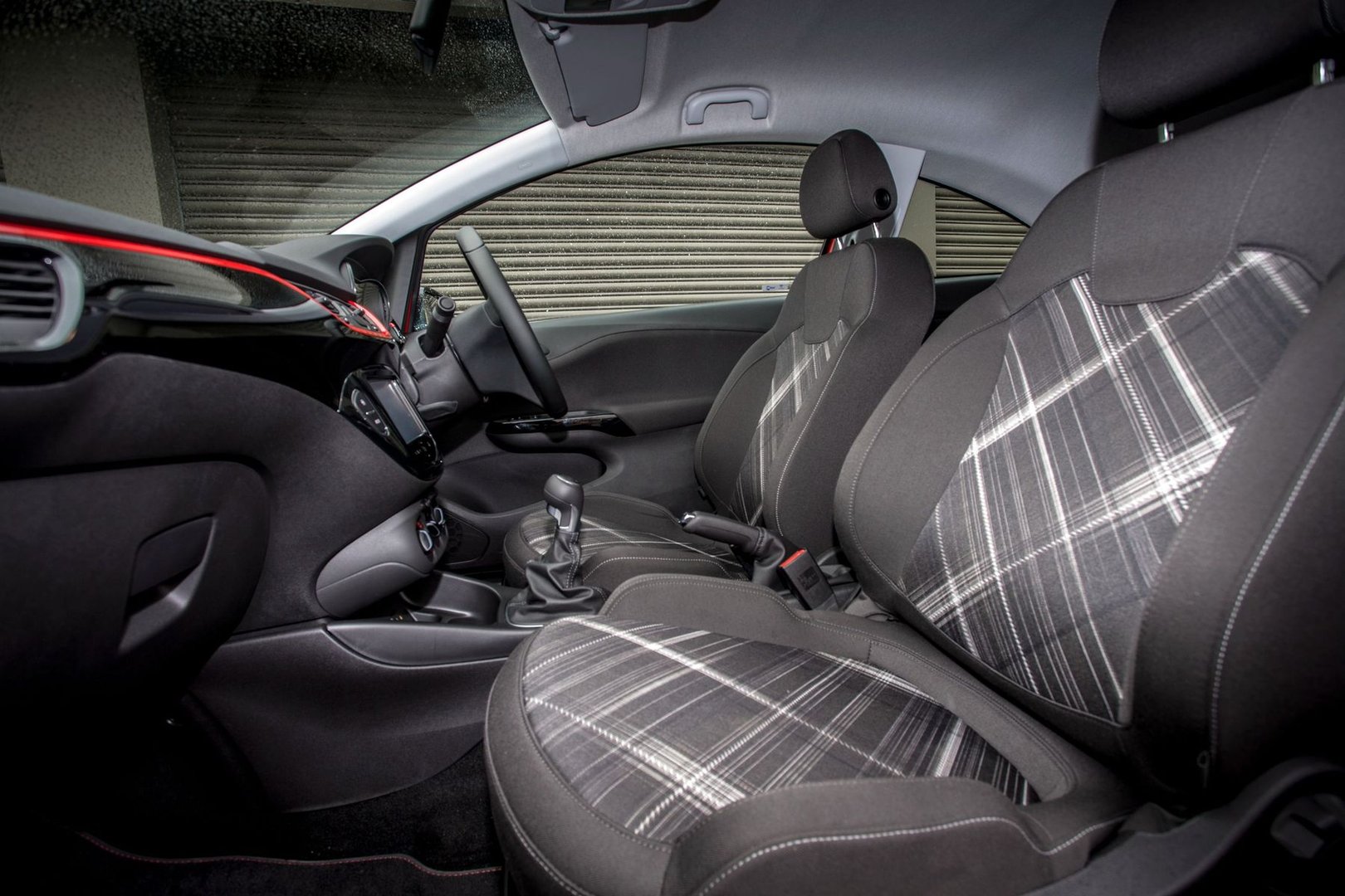 vauxhall_Corsa_5_generation__Mini_3-doors__10.jpg