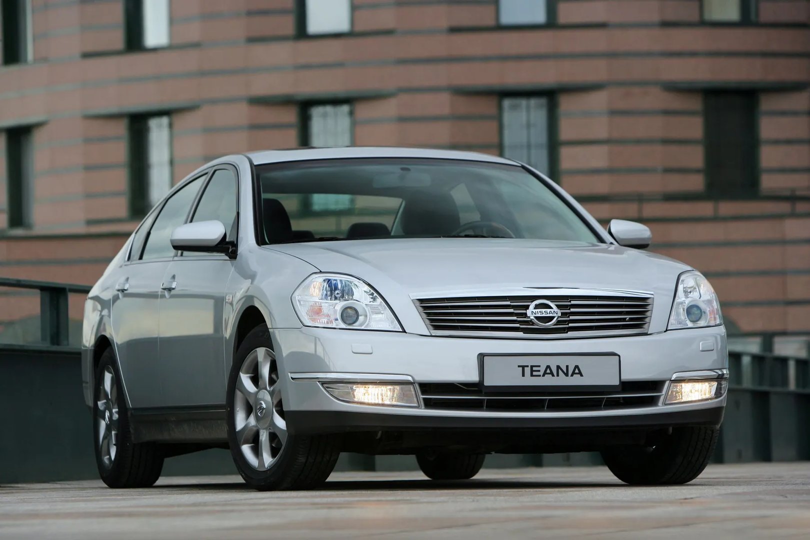 1 generation, restyling 