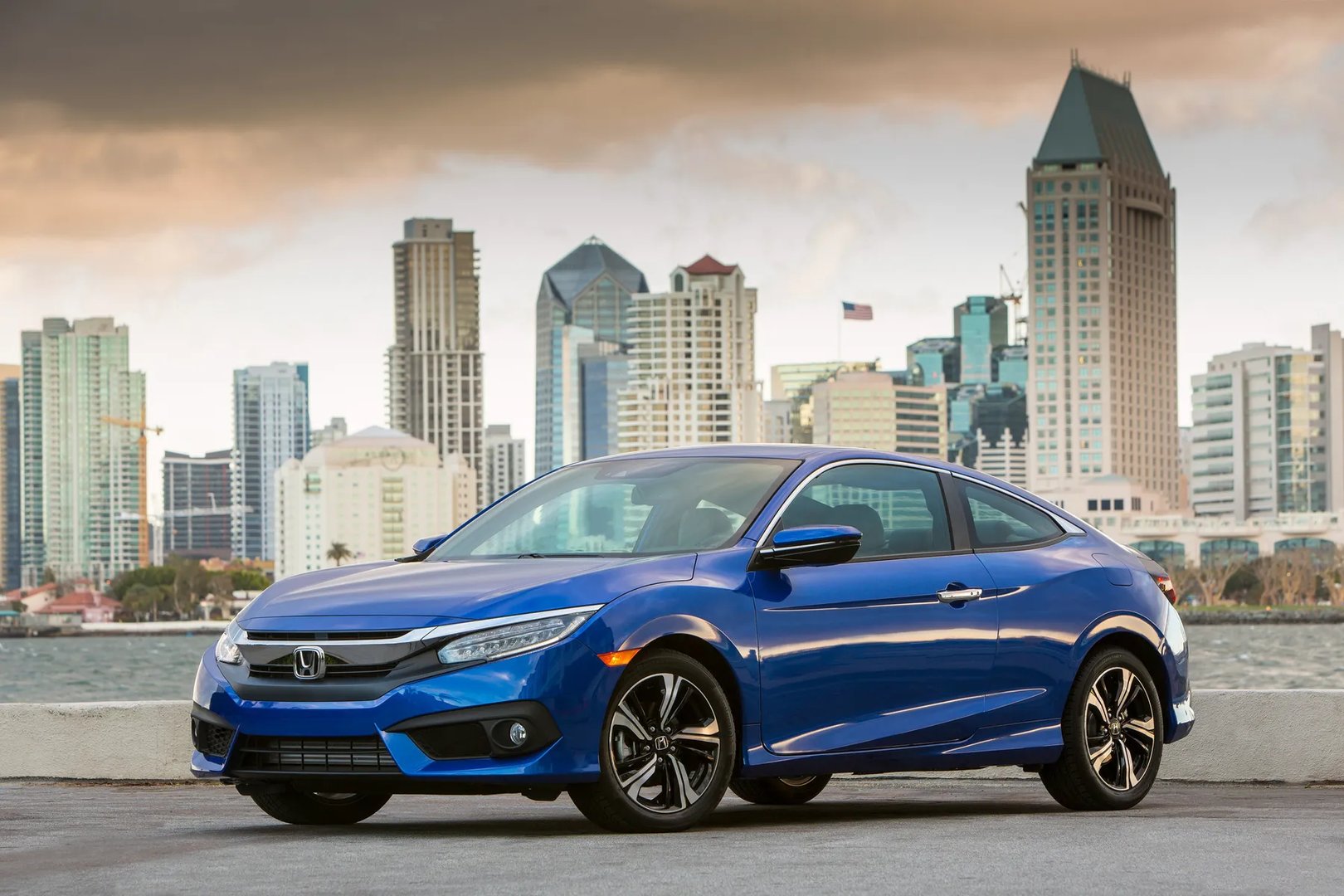 Honda Civic (USA) 10 generation  Coupe