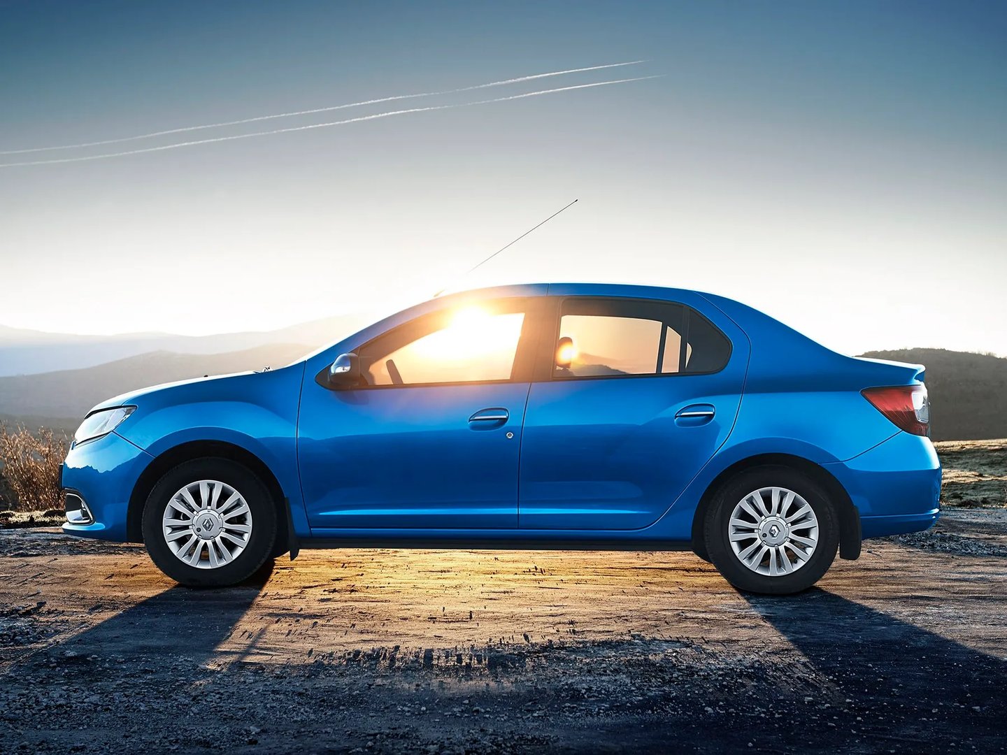 Renault_Logan_2_generation__Sedan__11.jpg