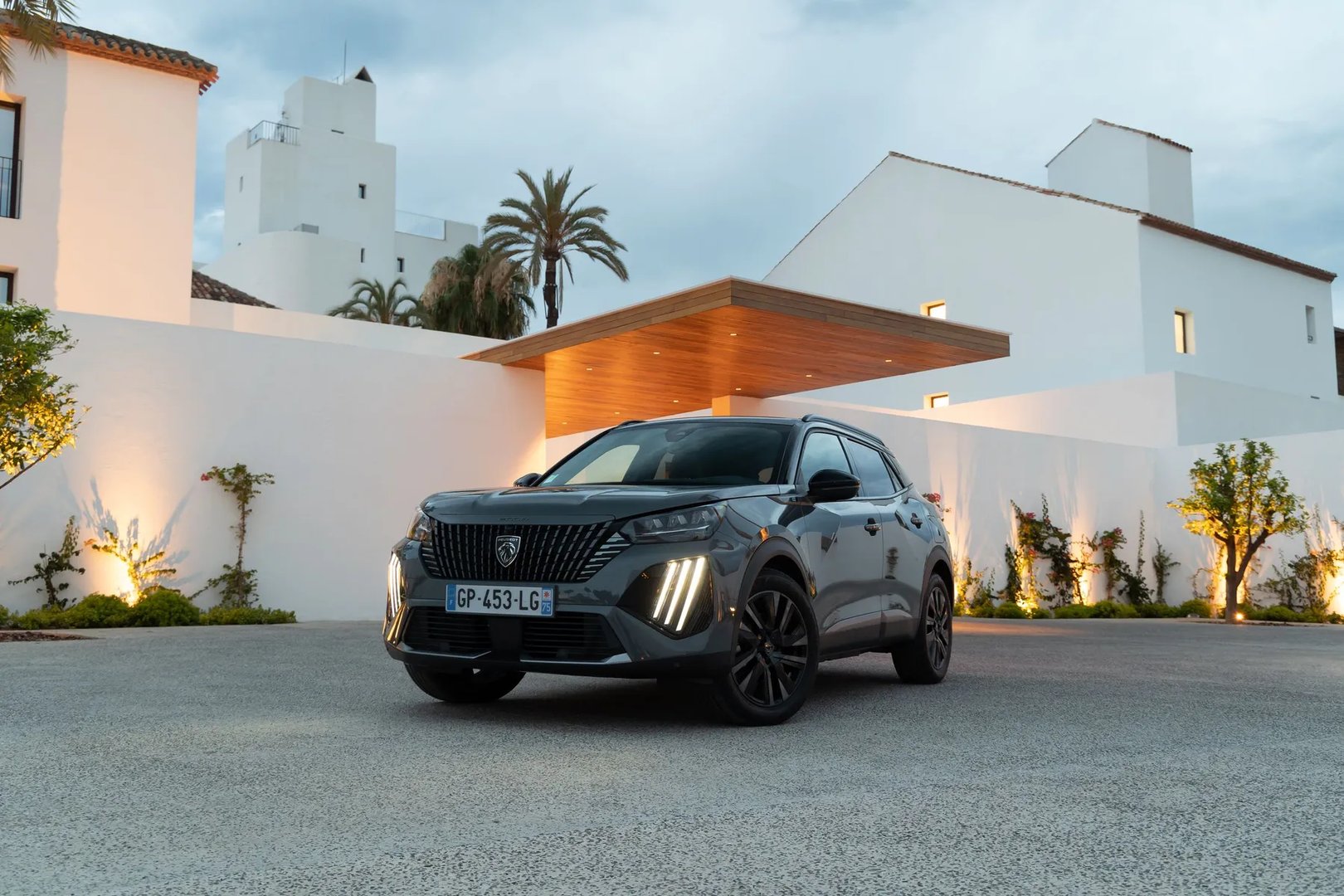 2 generation, restyling 