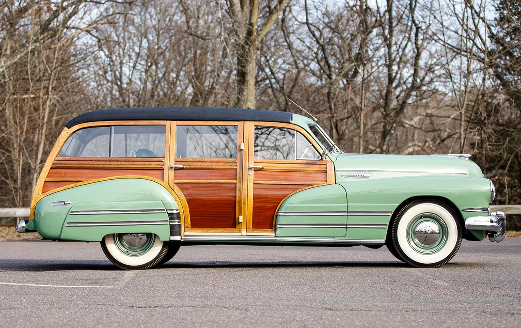 Buick_Special_1_generation__Estate_5-door__3.jpg