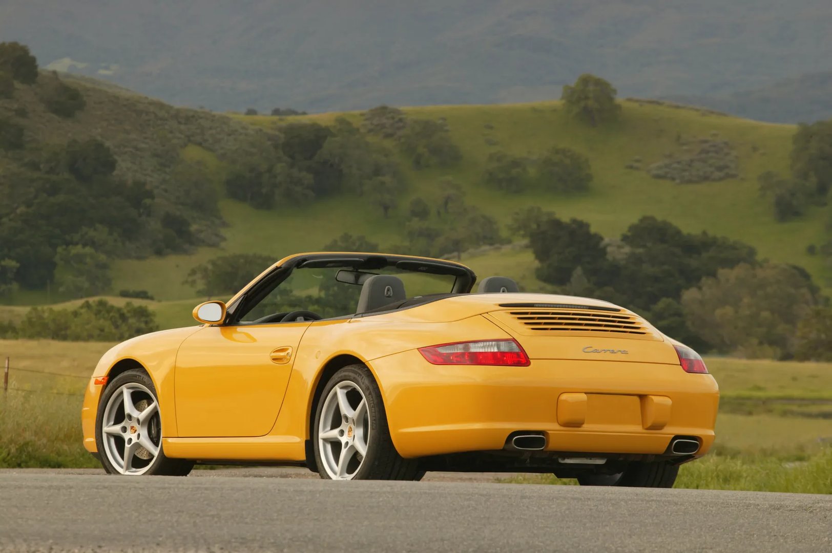 Porsche_911_6_generation__Cabrio__10.jpg