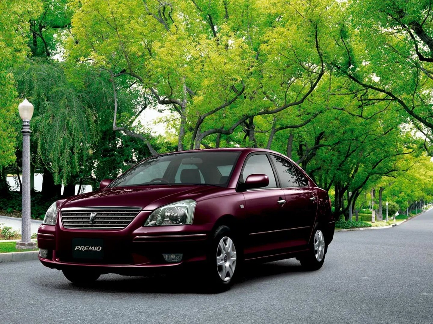 Toyota_Premio_1_generation__Sedan__3.jpg
