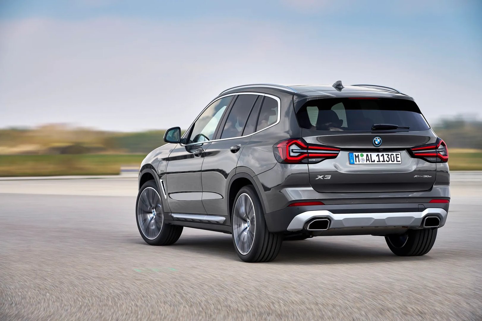 BMW_X3_3_generation_restyling_1__SUV_5-doors__8.jpg