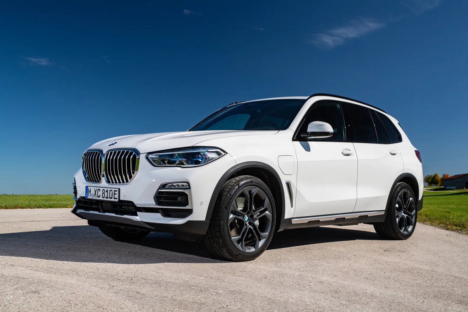 BMW_X5_4_generation__SUV_5-doors__4.jpg