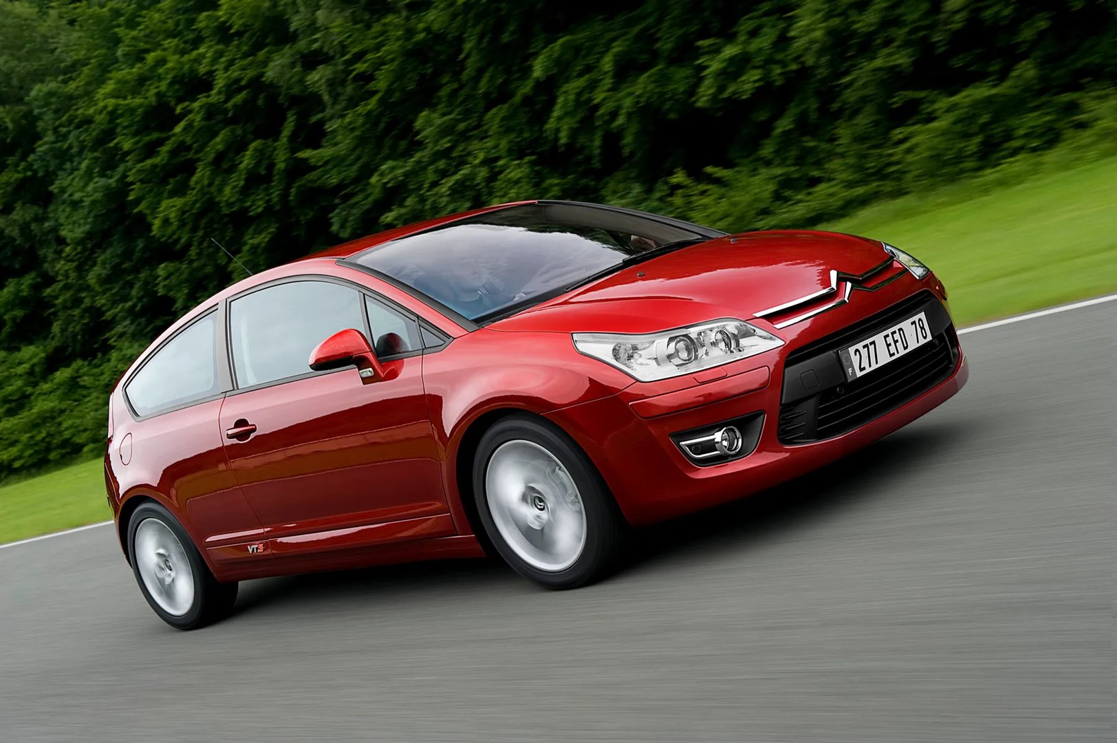 Citroen_C4_1_generation_restyling__Hatchback_3-door__8.jpg