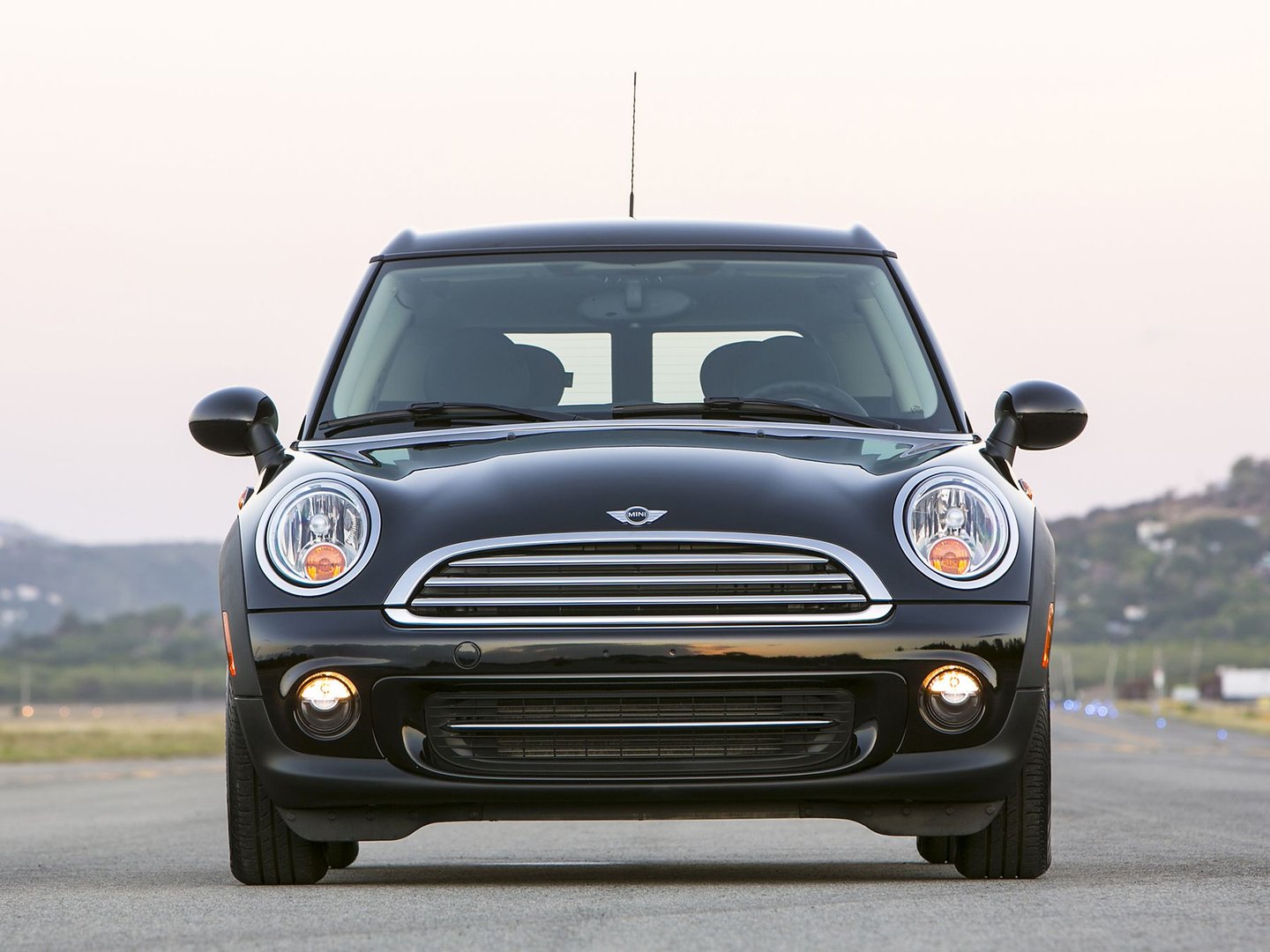 mini_Clubman_1_generation_restyling__Hatchback_4-door__18.jpg