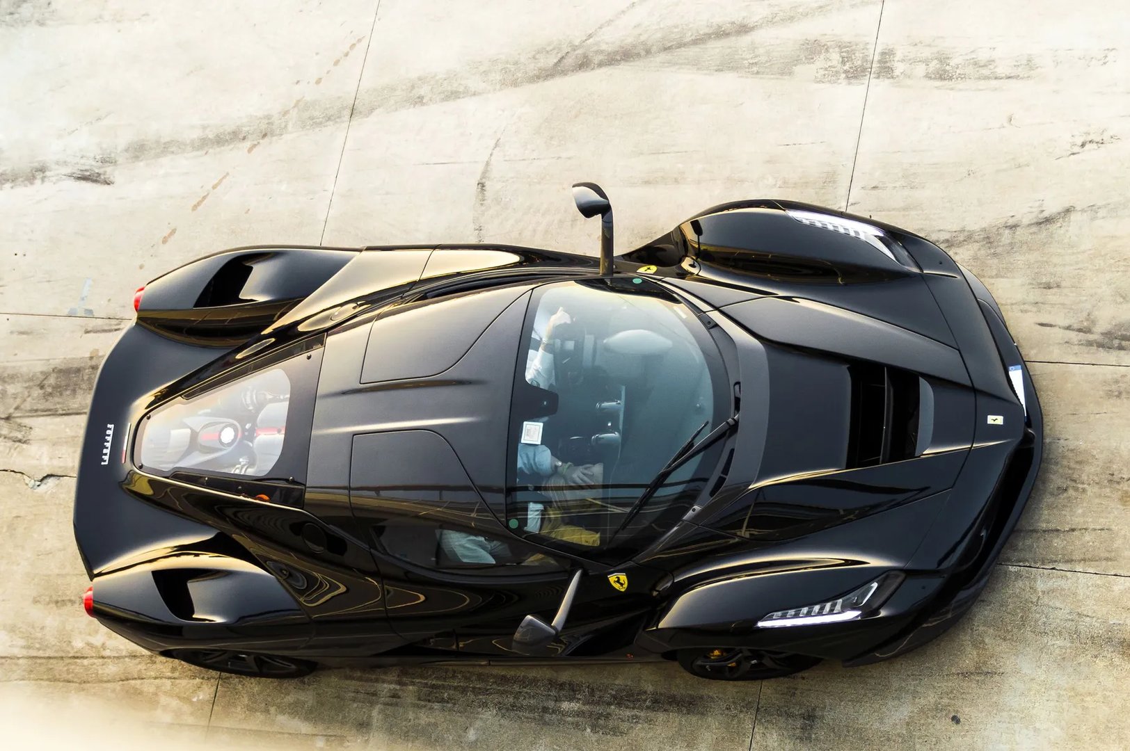 Ferrari_LaFerrari_1_generation__Coupe__9.jpg