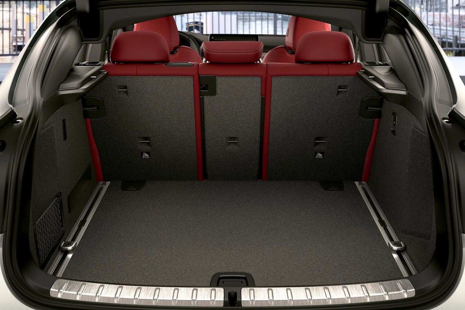 BMW_X4_M_1_generation_restyling_1__SUV_5-doors__12.jpg
