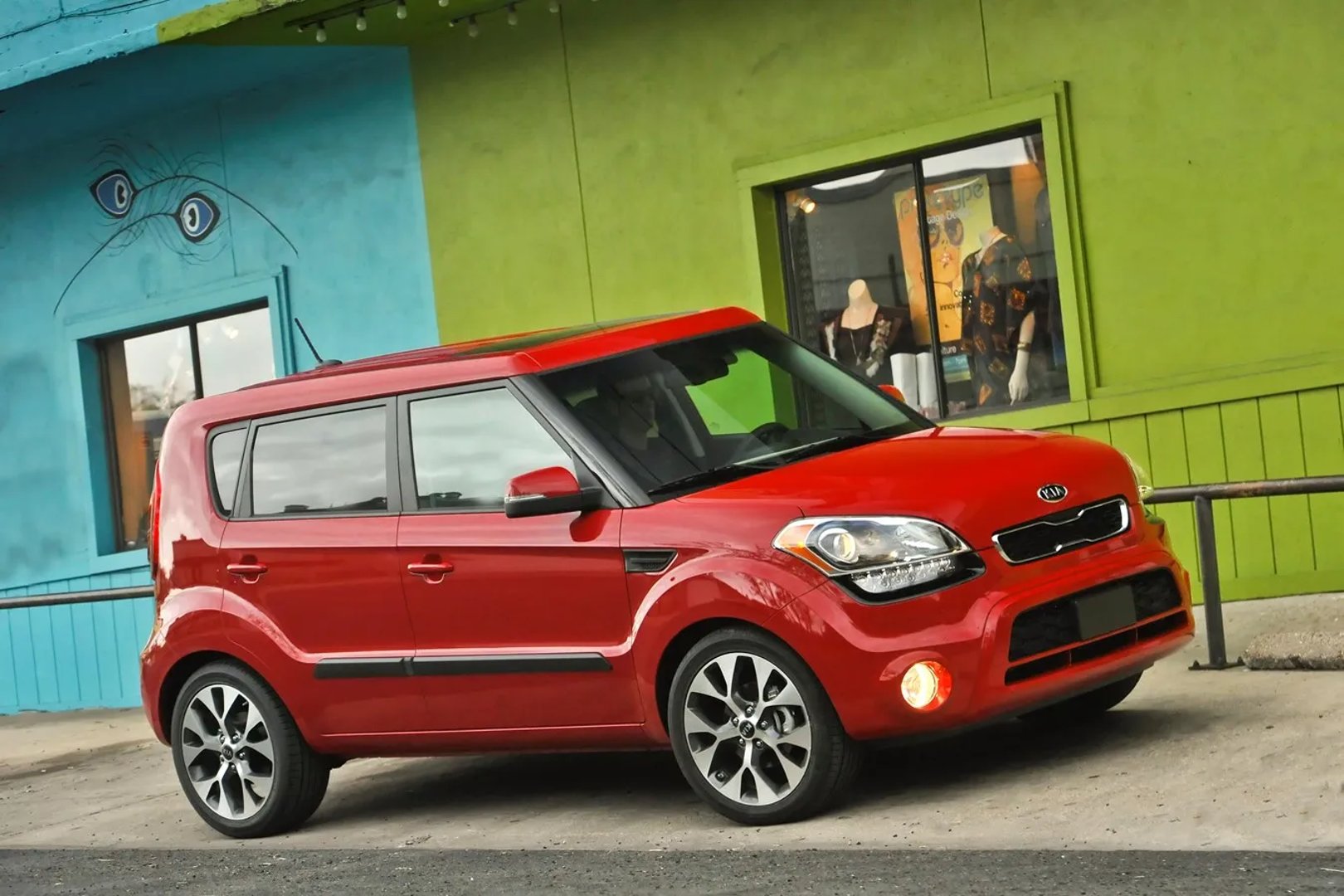 Kia_Soul_1_generation_restyling__Hatchback_5-door__3.jpg