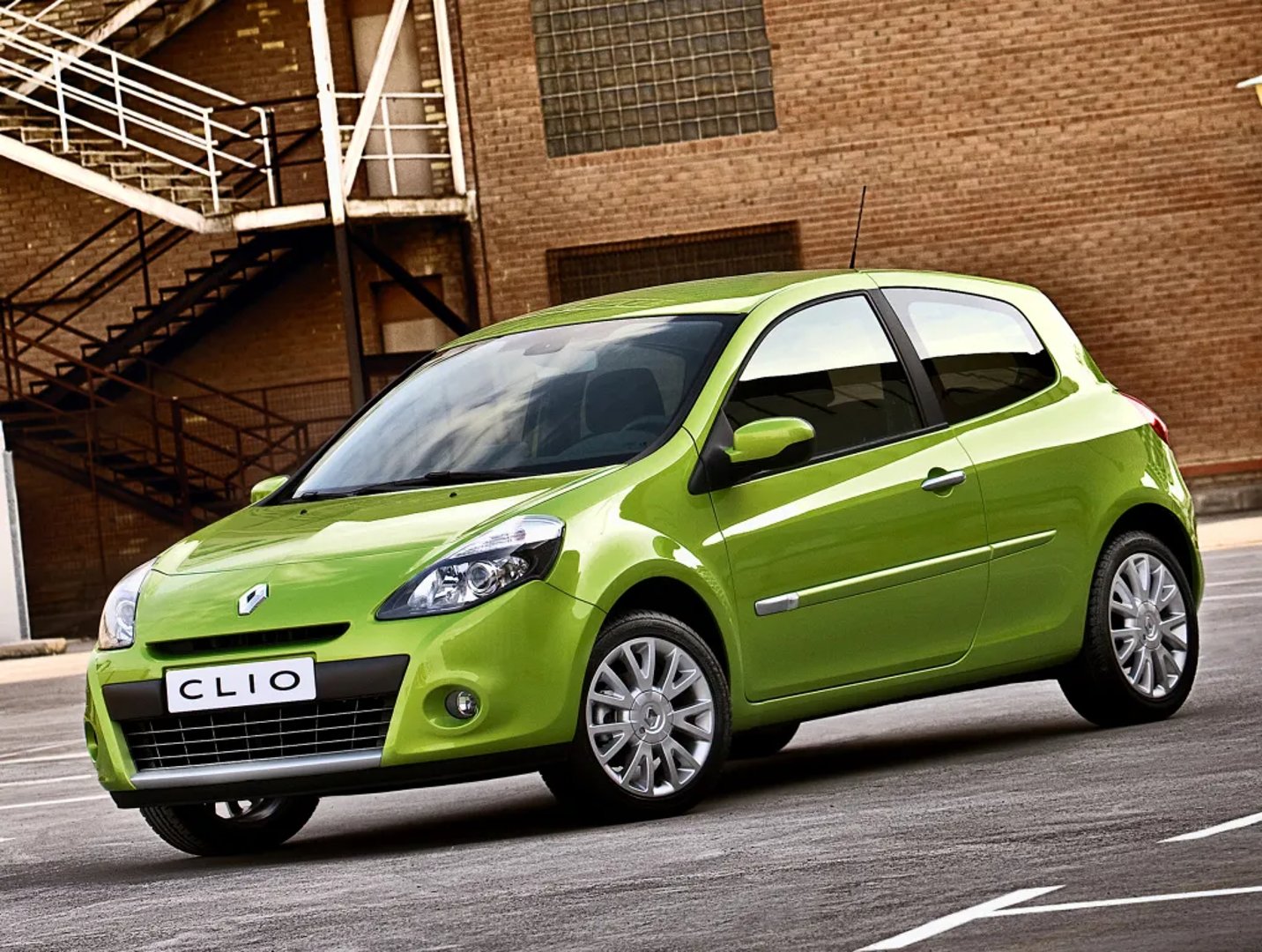 3 generation, restyling 