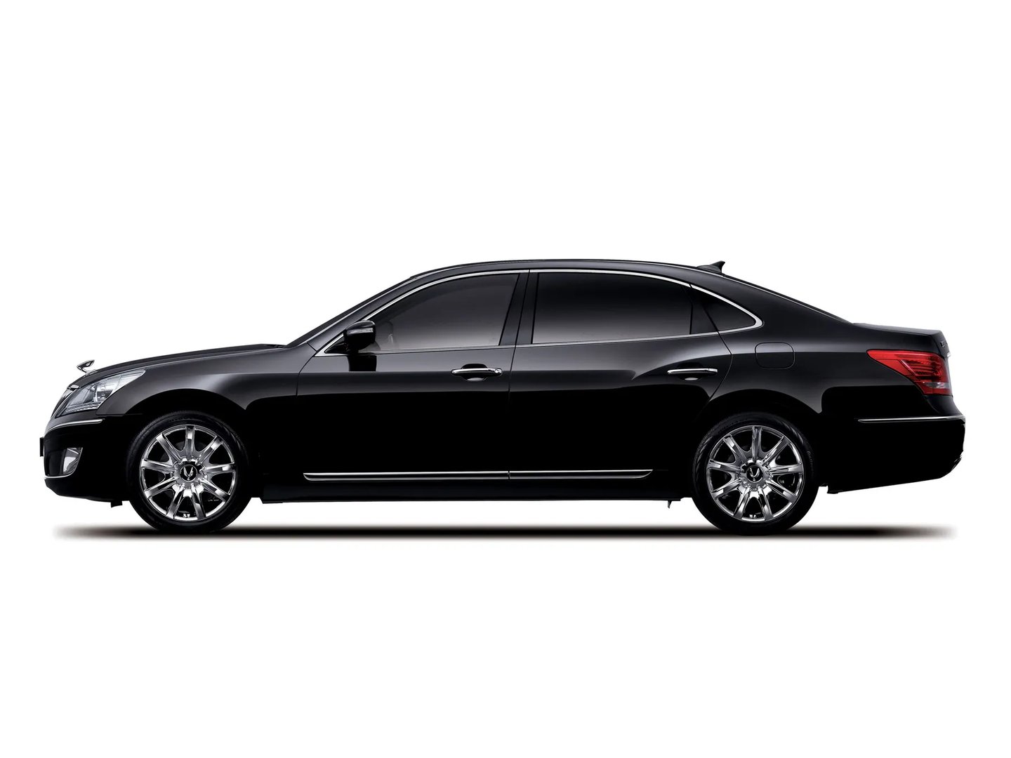 Hyundai_Equus_2_generation__Sedan__3.jpg