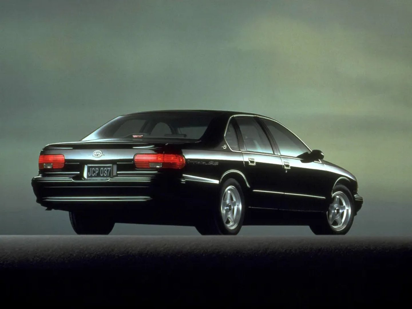 Chevrolet_Impala_7_generation__Sedan__2.jpg