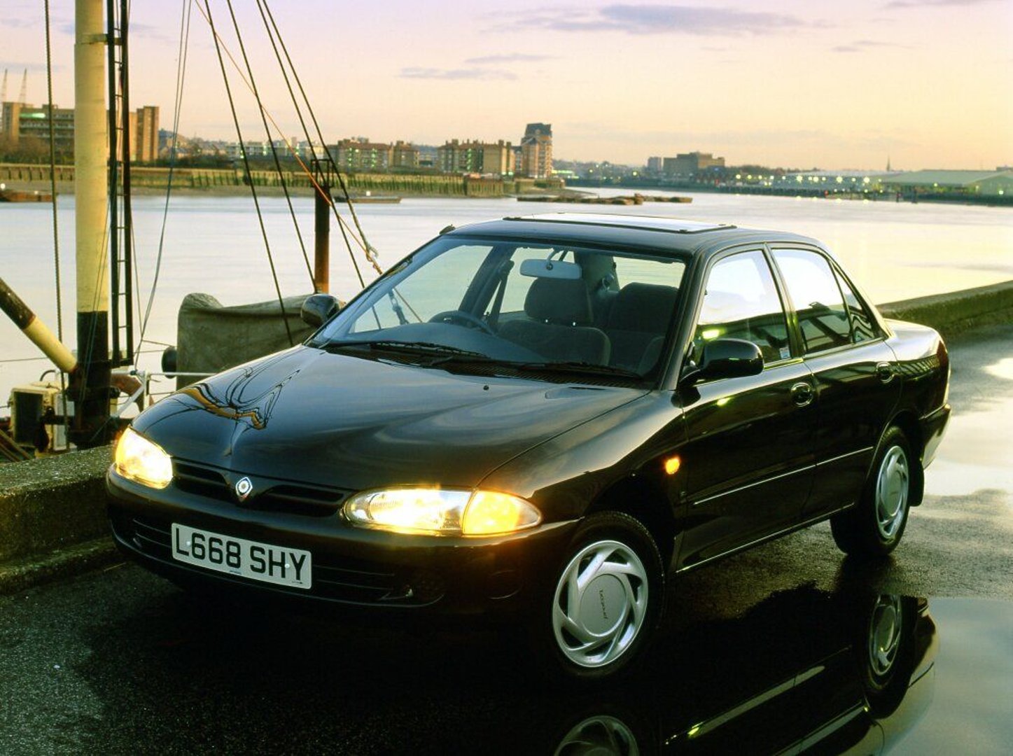 proton_Persona_1_generation__Sedan__3.jpg