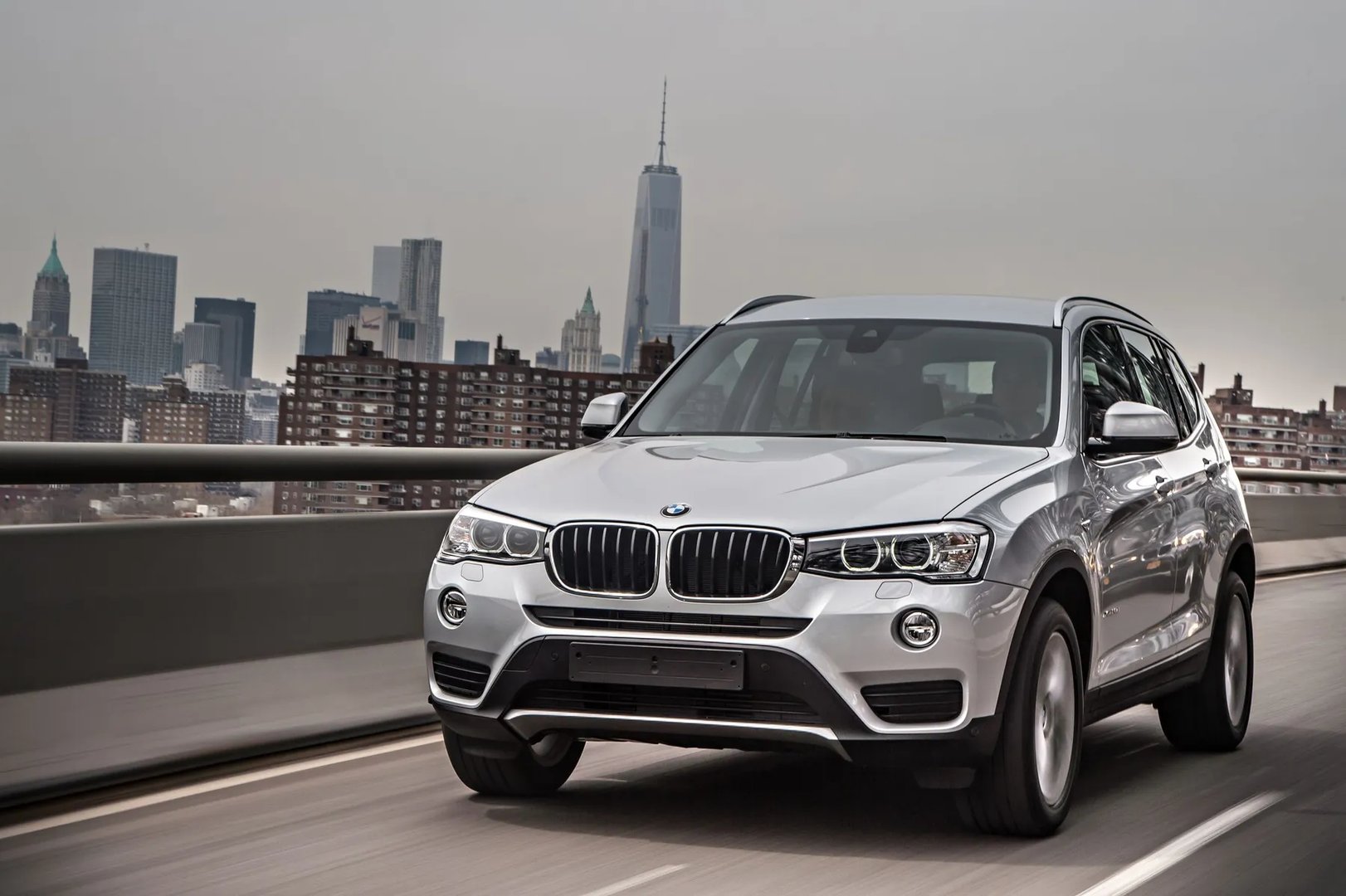 BMW_X3_2_generation_restyling__SUV_5-doors__7.jpg