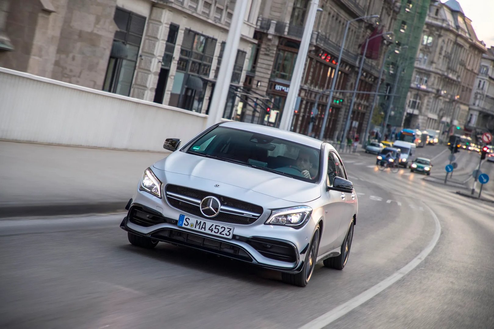 Mercedes_CLA_AMG_1_generation_restyling__Sedan__9.jpg