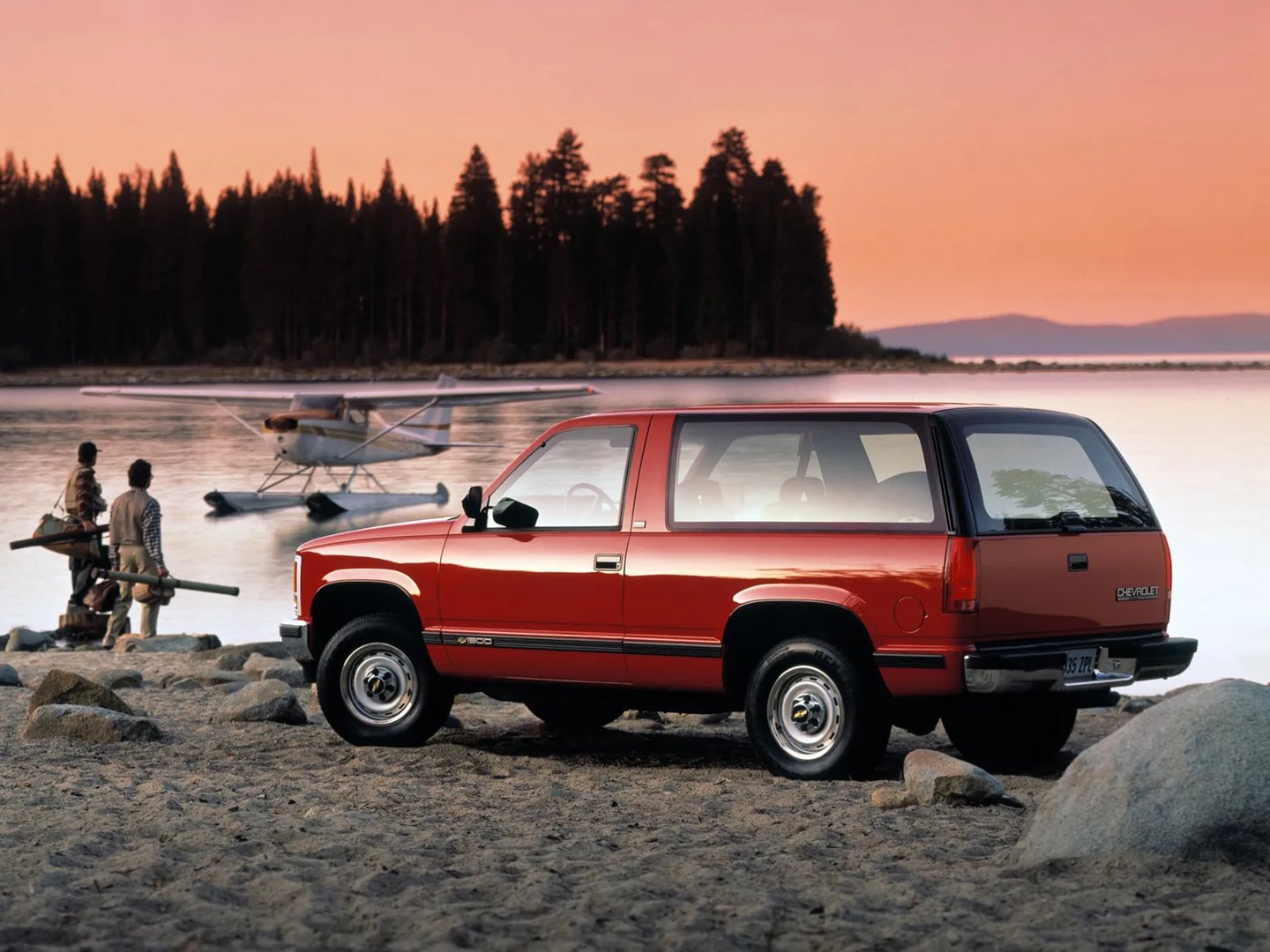 Chevrolet_Blazer_K5_3_generation__SUV_3-doors__4.jpg