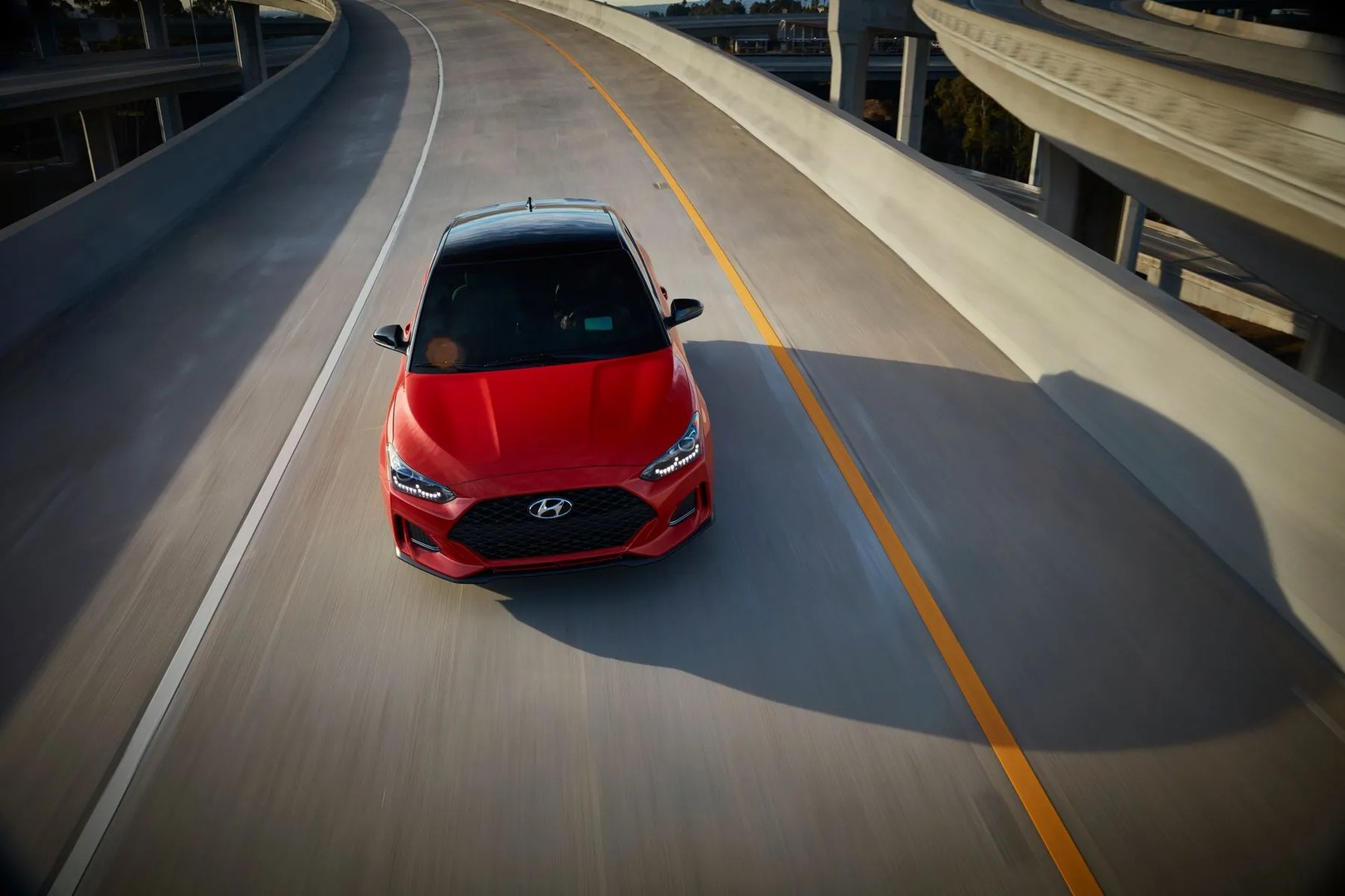 Hyundai_Veloster_2_generation__Hatchback_4-door__7.jpg
