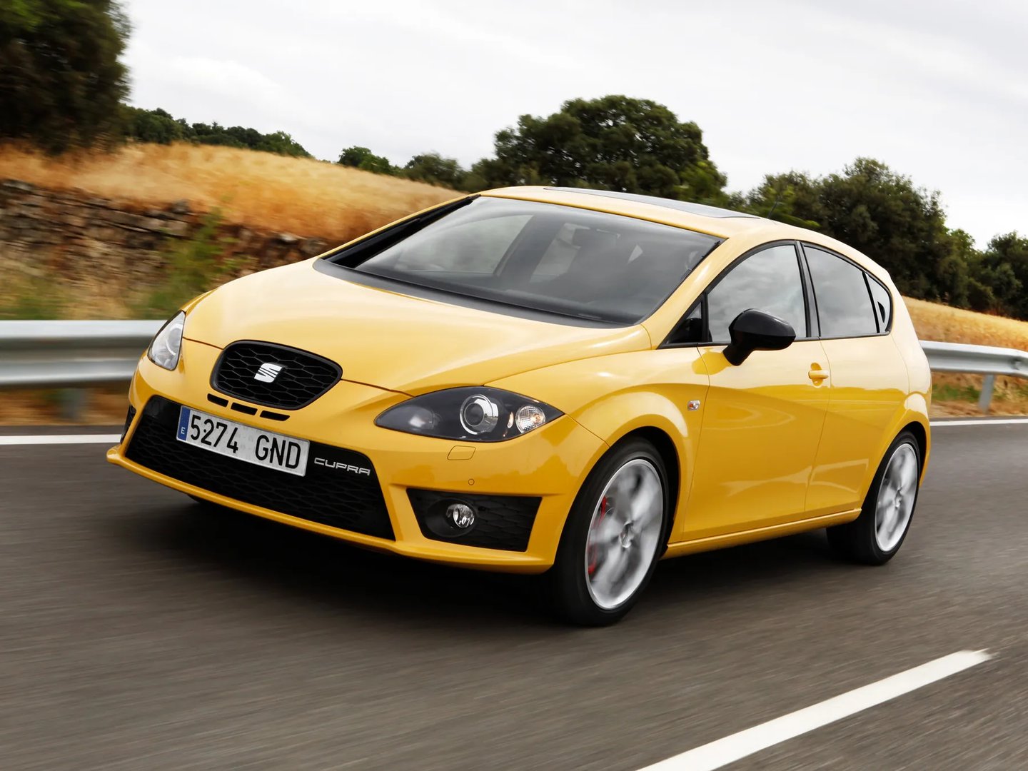 SEAT_Leon_Cupra_2_generation_restyling__Hatchback_5-door__11.jpg