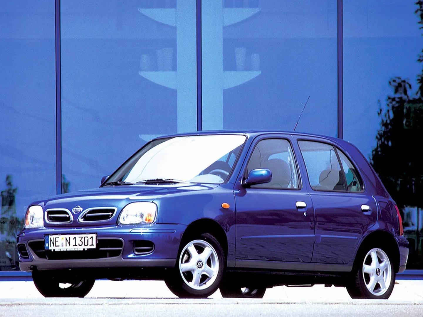 Nissan_Micra_2_generation__Mini_5-doors__4.jpg