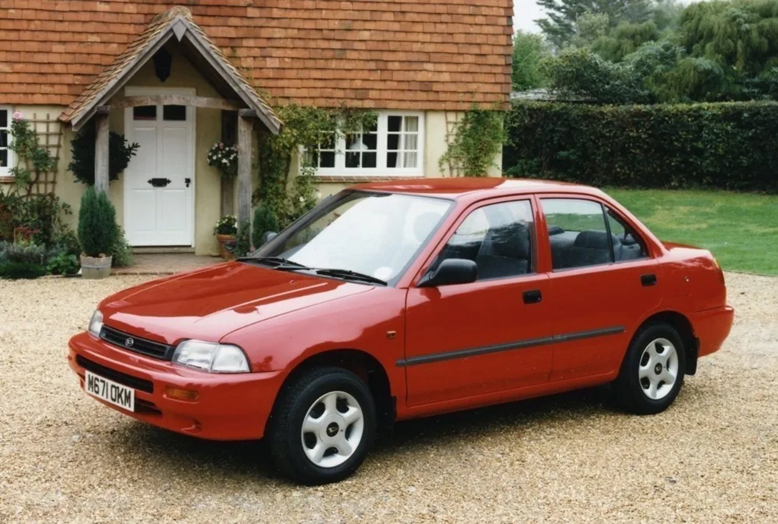 Daihatsu Charade 4 generation  Sedan