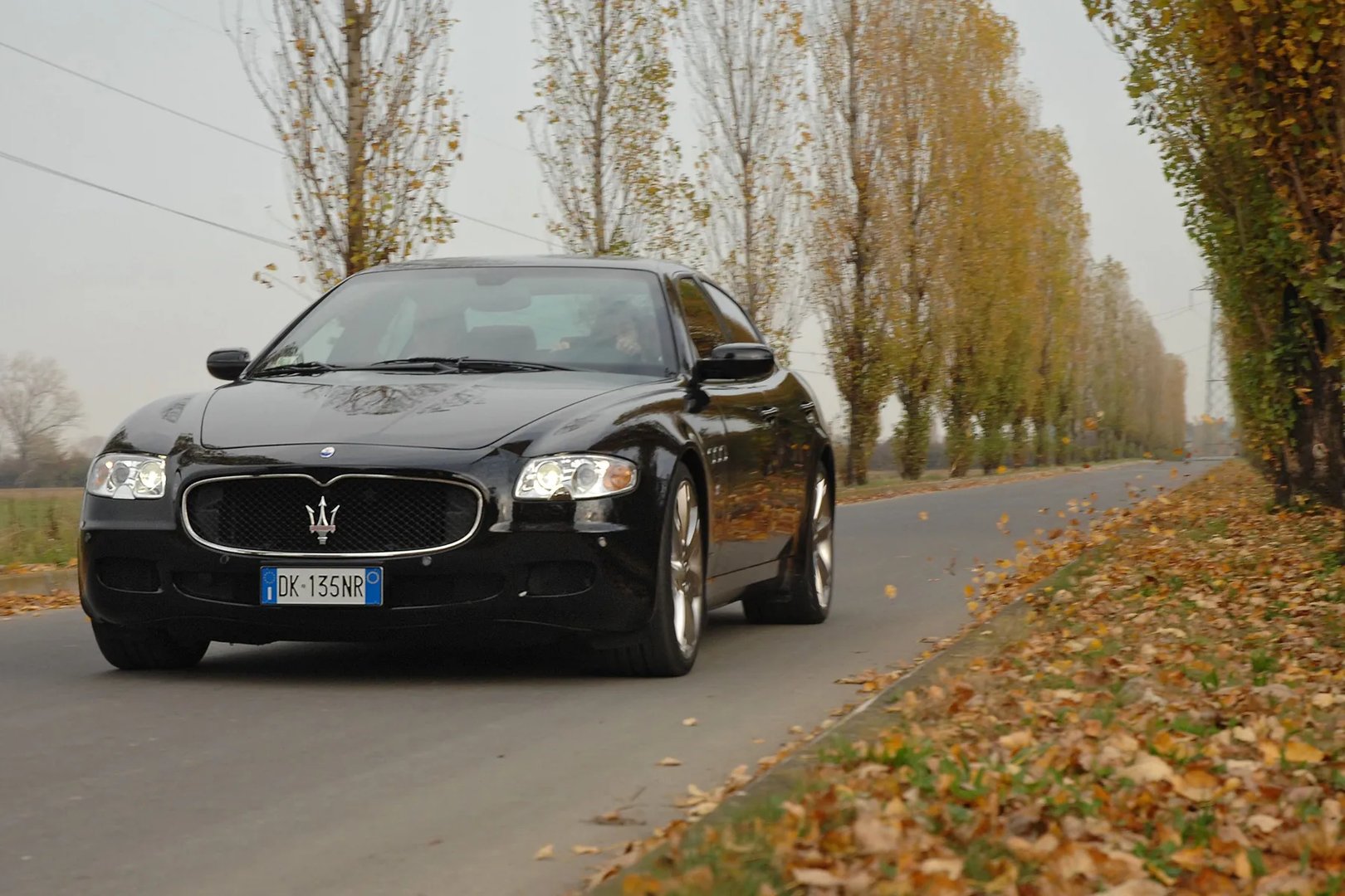 Maserati_Quattroporte_5_generation__Sedan__3.jpg