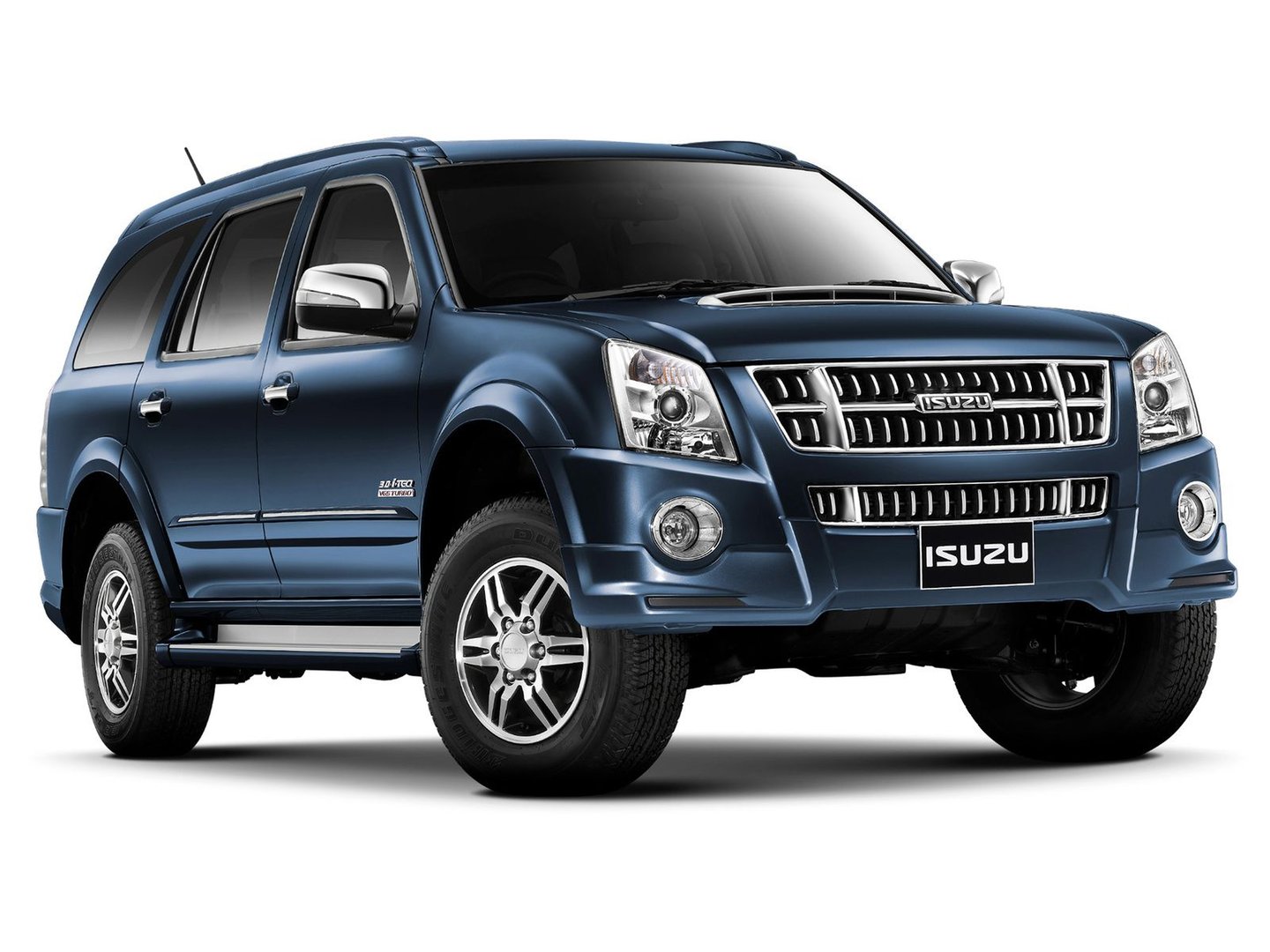 Isuzu MU-7 1 generation
