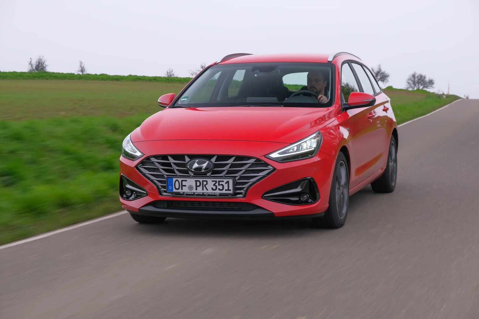 Hyundai_i30_3_generation_restyling_2__Estate_5-door__1.jpg