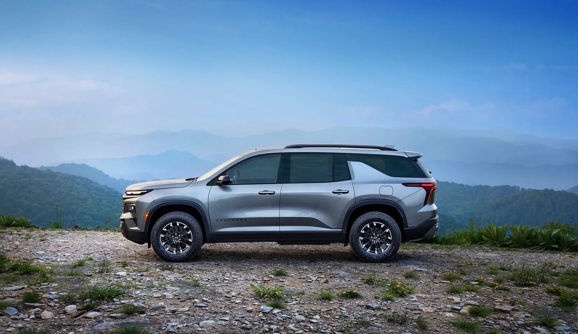 Chevrolet_Traverse_3_generation__SUV_5-doors__4.jpg