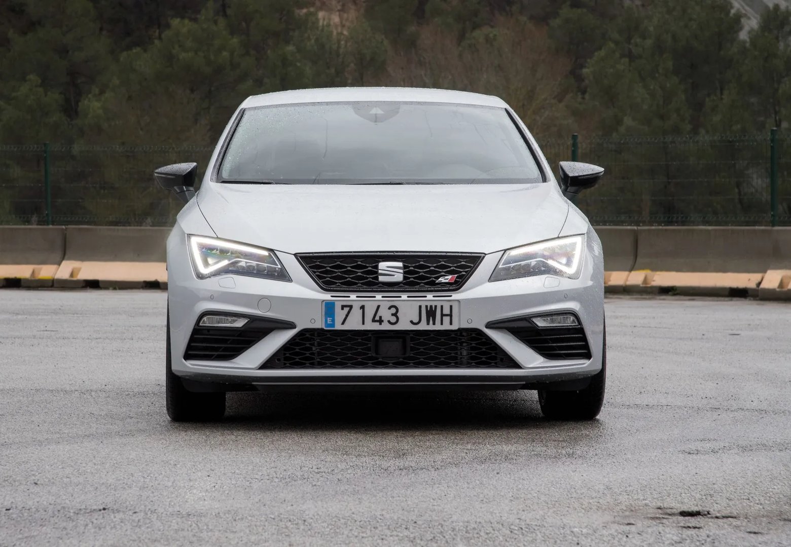 SEAT_Leon_Cupra_3_generation_restyling__Hatchback_3-door__4.jpg