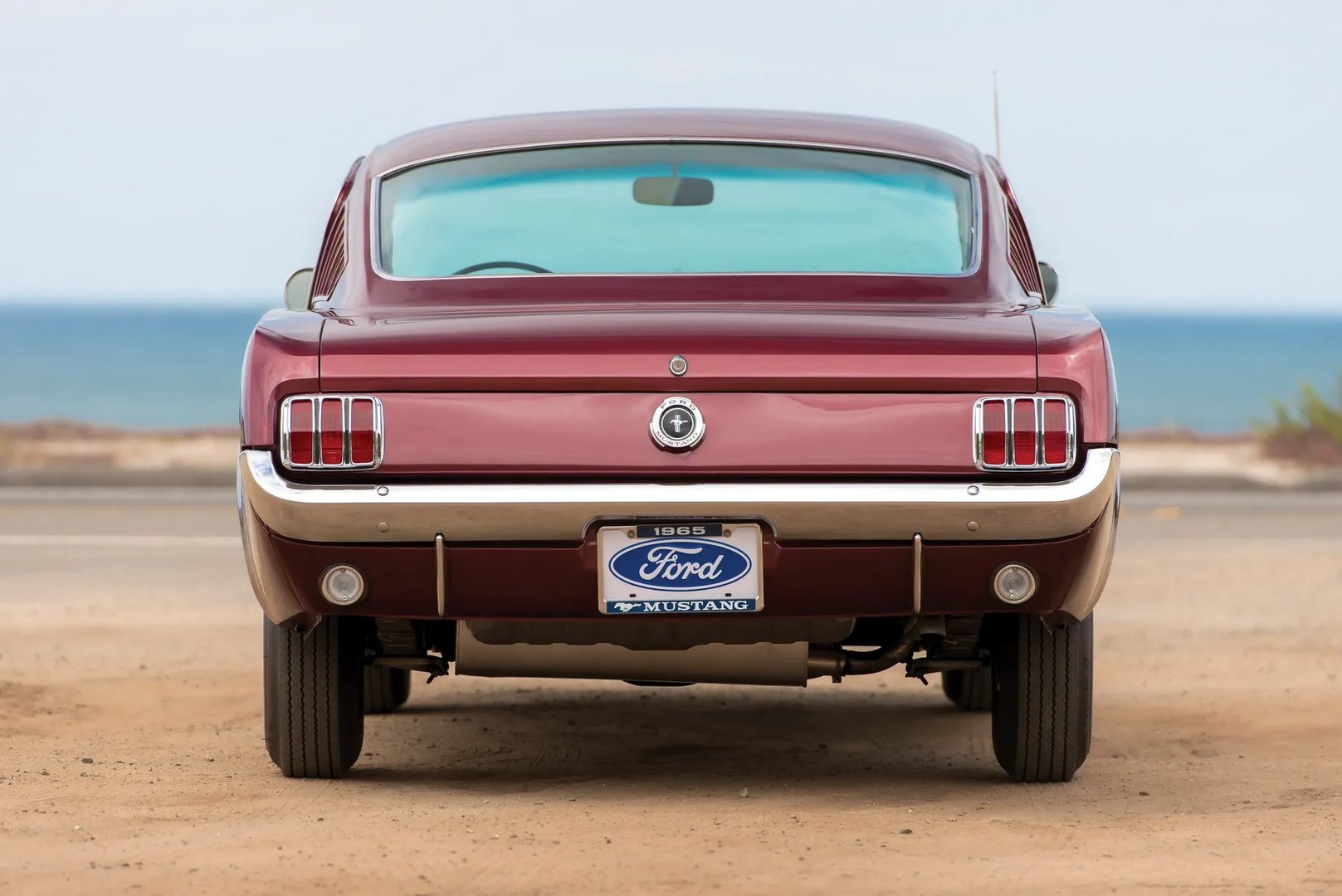 Ford_Mustang_1_generation__Fastback__6.jpg