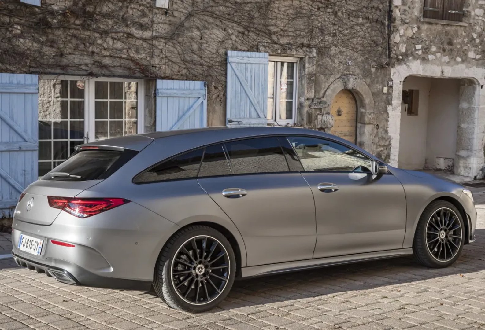 Mercedes_CLA_2_generation__Estate_5-door__9.jpg