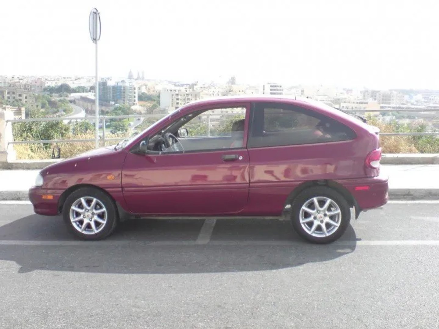Kia_Avella_1_generation__Mini_3-doors__2.jpg