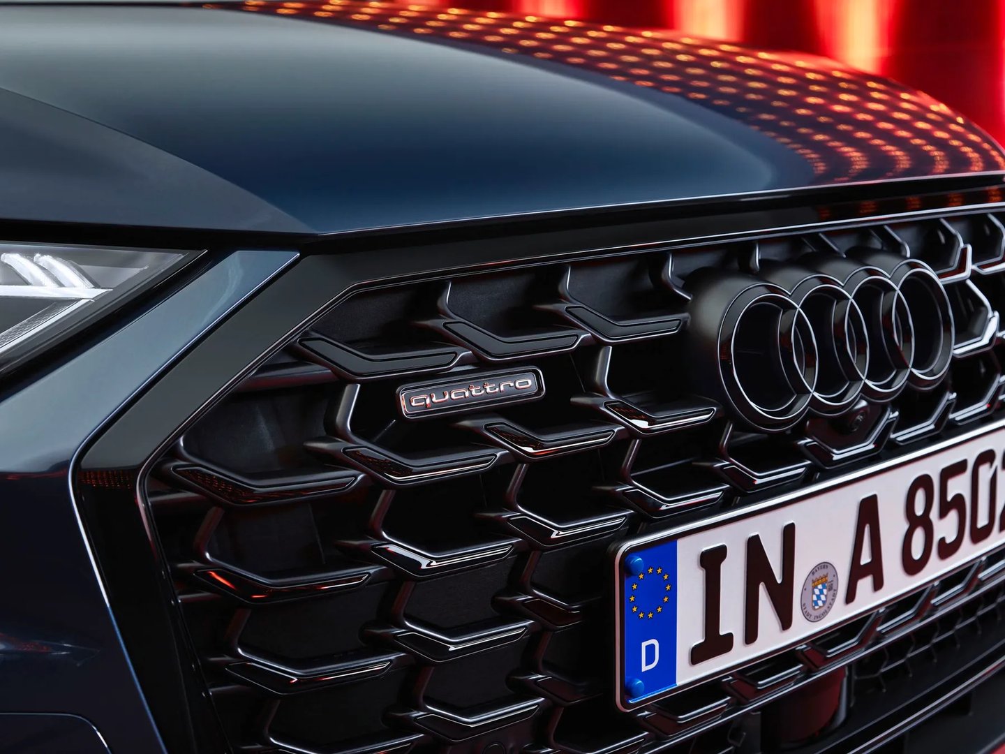 Audi_A8_4_generation_restyling_1__Sedan__8.jpg
