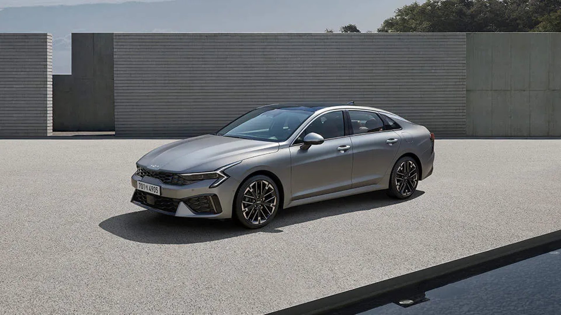 3 generation, restyling 