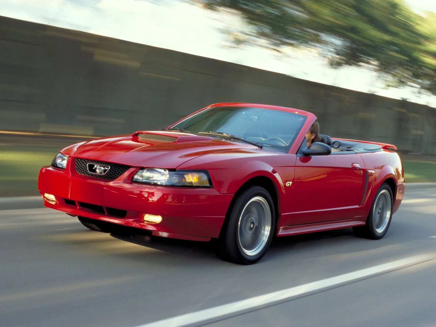 Ford_Mustang_4_generation_restyling__Cabrio__6.jpg